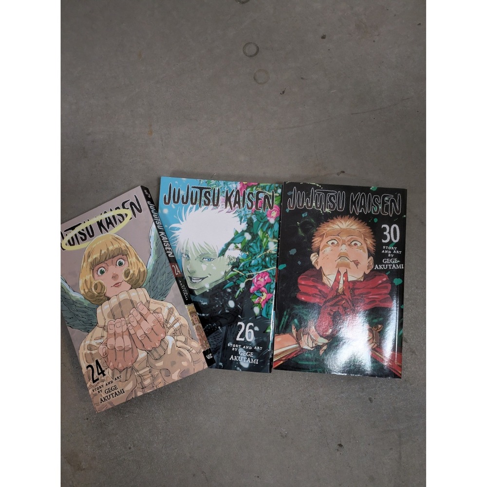 VIZ Media Jujutsu Kaisen Manga Volumes 24 26 30 Men's OS Multi Gege Akutami